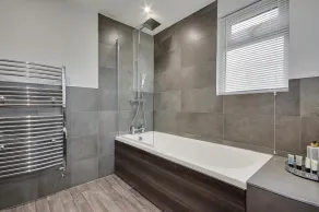 Superior-Lodge-Baño privado - Image 3
