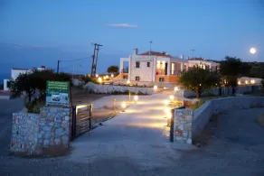 \"Savanas\" Luxury Villa Apartment - Image 5