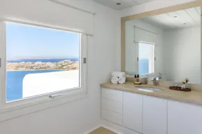 Villa Alkirra with breathtaking views of the Aegean sea at great location - Image 3