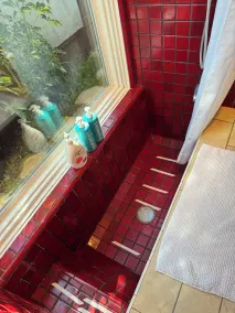 Private studio with  large patio - Image 3