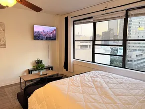 Downtown City View Loft - Image 5