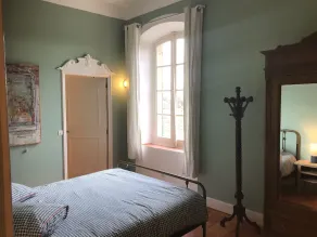 Jolie Maison de Campagne Avec Grande Piscine et Terrain de Tennis - Image 5