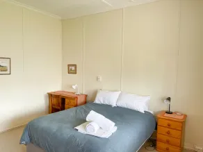 Southolme - Pets welcome - Outside & Laundry Only. Holiday on a budget! - Image 4