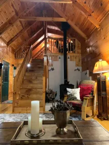 Heaven’s Door Mountain Retreat with Hot Tub - Image 2