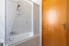 Holiday Apartment \"Contessa Vacanze Byron\" with Mountain View, 2 Balconies and Wi-Fi - Image 4