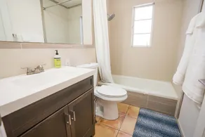 Centrally Located Home in Historic Sam Hughes! 🌵 - Image 4