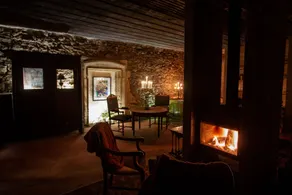 Unique overnight stay in a historic castle (1635) 🏰 - Image 2