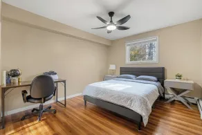 Roomy 3-Bed Downtown, AC, Heated Underground Parking, Near Saddledome & Stampede - Image 3