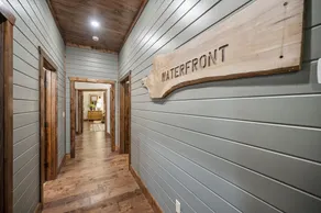 Riverfront Cabin-160 acres/Mtn & River Views!Hiking Trails!Kayaks Provided! - Image 3