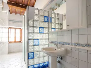 Cosy agriturismo in Toscana with outdoor swimming pool - Image 3