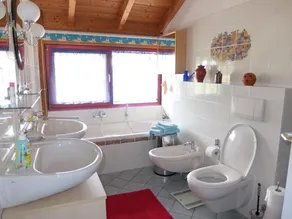 Blaues Haus - Une maison bleue - Image 3