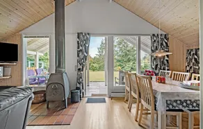 Cozy home in Fårvang with WiFi - Image 5