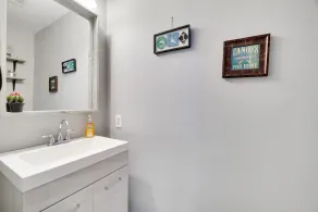 LAKE FRONT HOME in SAW CREEK, BUSHKILL - Image 4