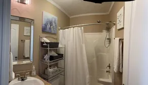 Great property for contract healthcare workers! - Image 4