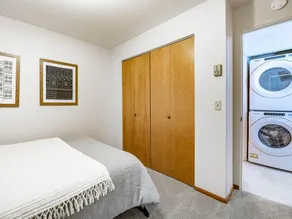 Large Condo, 3 bedrooms,  small beach view, Indoor Pool, Free Wi Fi - Image 4