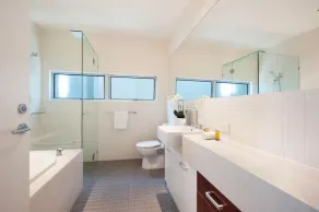 Magical Water Views for the whole family - Image 4