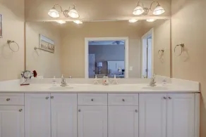 Belle location de vacances en famille, 2 suites parentales, pouvant accueillir jusqu'à 15 personnes. - Image 5