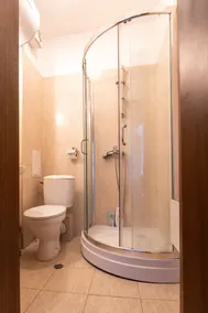 Bright One Bedroom Flat next to Gondola Ski Lift - Image 2