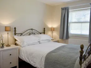 3 bedroom accommodation in Leyburn - Image 4