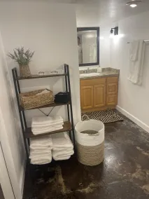 Cozy 2 Bed - Image 3