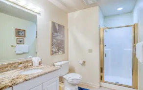 Beautiful, Family-Friendly South Beach Newport Oceanfront Home w/ Bunk Room! - Image 3