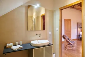 Premium guest house in the picturesque village of Gevrey-Chambertin - Image 3