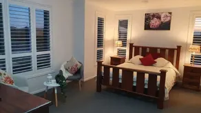 Cheerful 4 Bedroom Home In a Pleasing Location - Image 5