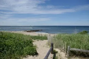 Town Neck Beach Retreat by the Marina - Image 4