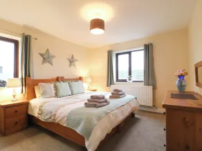 The Lodge - Image 5