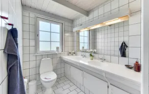 Cozy Home In Ringkøbing With Sauna - Image 4