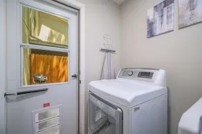 Charming Getaway - 2 bedroom townhome in Ft. Walton Beach. Pet Friendly  - Image 3