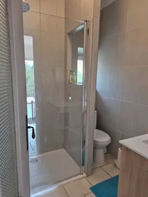 Maison avec jardin proche d'UZES - Image 3