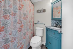 Seaside Elegance Your Coastal Getaway - Image 3
