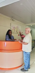 Queen's Comfort Inn - Image 3