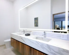 On The Beach, Spectacular, Elegant, & Luxurious Condo! - Image 3