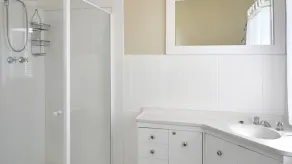 12 Barragoot Street - Image 3