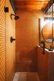 Moonshine Digs is the retro A-Frame of your dreams! Hot tub, record player, games, TVs and peace and quiet all nestled in the heart of the Cascade Mountains with Lake Cle Elum access. - Image 5