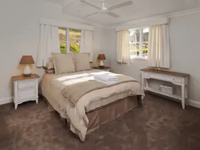 Gypsy Willows Luxury Hunter Valley Property, Pools - Image 3