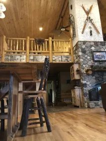 Beautiful spacious secluded log home located feet from ATV/snowmobile Trails - Image 2