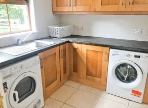 Old Court Holiday Homes Terryglass 4 Bed No 12 by Trident Holiday Homes - Image 3