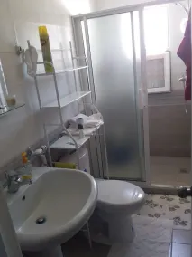 Comodidad, Tranquilidad y todo en un solo Lugar - Image 4