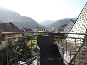 Triple Room Shower / WC / Balcony - Winzerhaus Haas-Lenz - Image 5