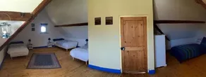 Charming cottage in old farmhouse - Image 5