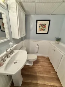 Grandview Lakefront Limit 9 4 Bedroom Home - Image 3
