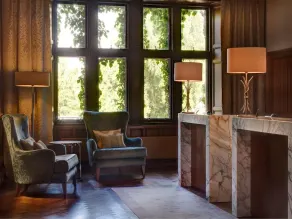 1 BEDROOM LUXURY SUITE - ROMANTIC HIDEAWAY - Image 4