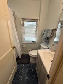 Charming Home Minutes from Downtown Rockville - Image 4