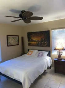 Captin' Joe's Tropical Palm Beach Hot Tub Hideaway - Image 4