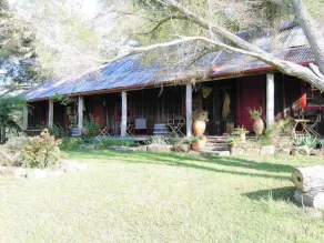 Settlers Cottage @ Undercliff Winery - Image 5