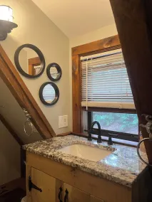 Authentische ME 4 BR Blockhütte auf flachem Land, Sandstrand, Little Sebago Waterfront - Image 3