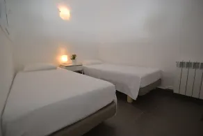 La Bufera - Für 6 Personen, drei Schlafzimmer, 2 Bäder, Balkon, Gemeinschaftspool. - Image 2